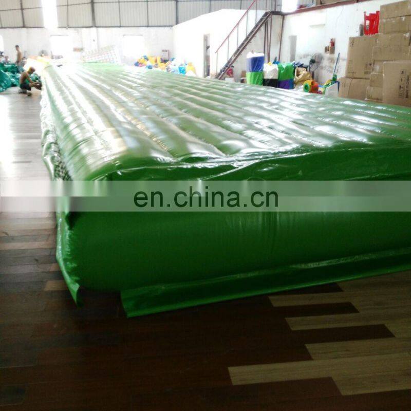 Giant swinging water sport game inflatable trampolines from China for lake