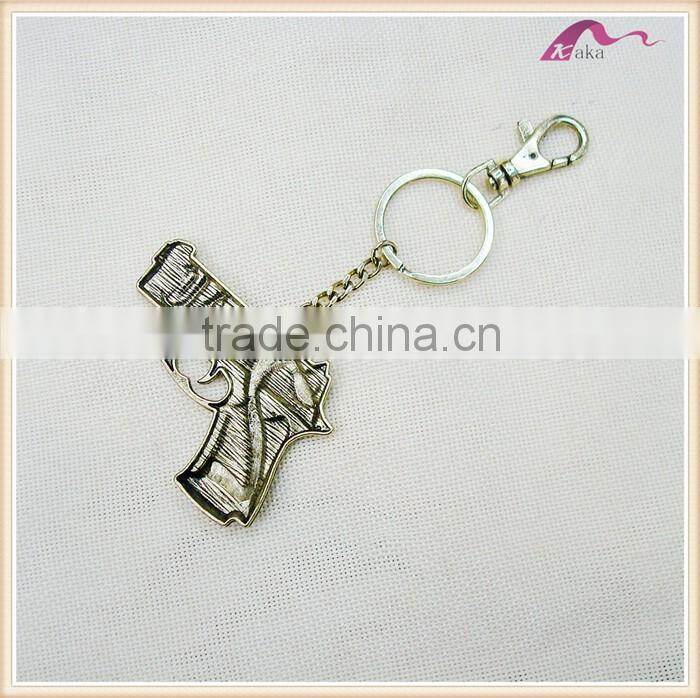 Promotional Metal Gun Keychain For Dubai Decorations