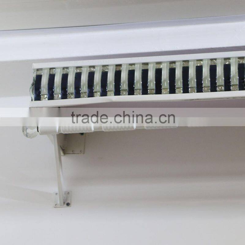 Wall mounted Metal and wooden display hanging rack