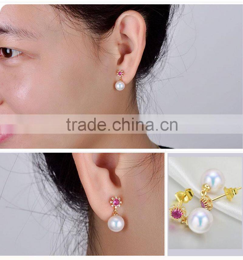 Japanese 7.5--8mm white akoya saltwater pearl stud earrings for women
