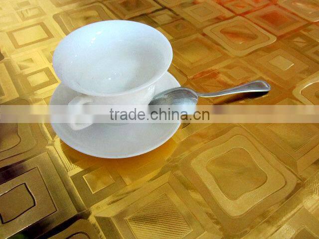 2013 New designed like satin rose embroidery table cloth