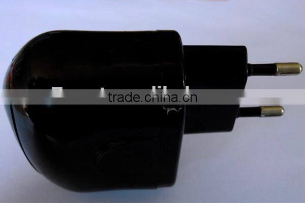 Universal EU USB Home Wall Travel Charger Mobile Phone Power Adapter