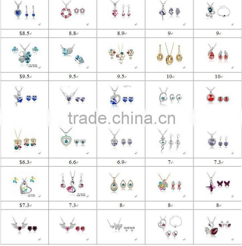 (Z 030607) Rose gold stud earrings 2013 made with zircon