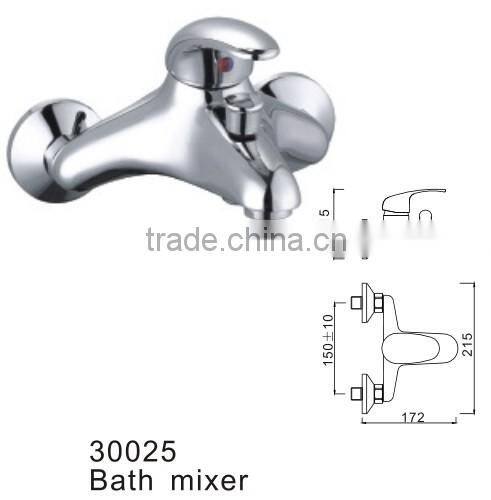 Bathroom bath and shower mixer faucet with divertor