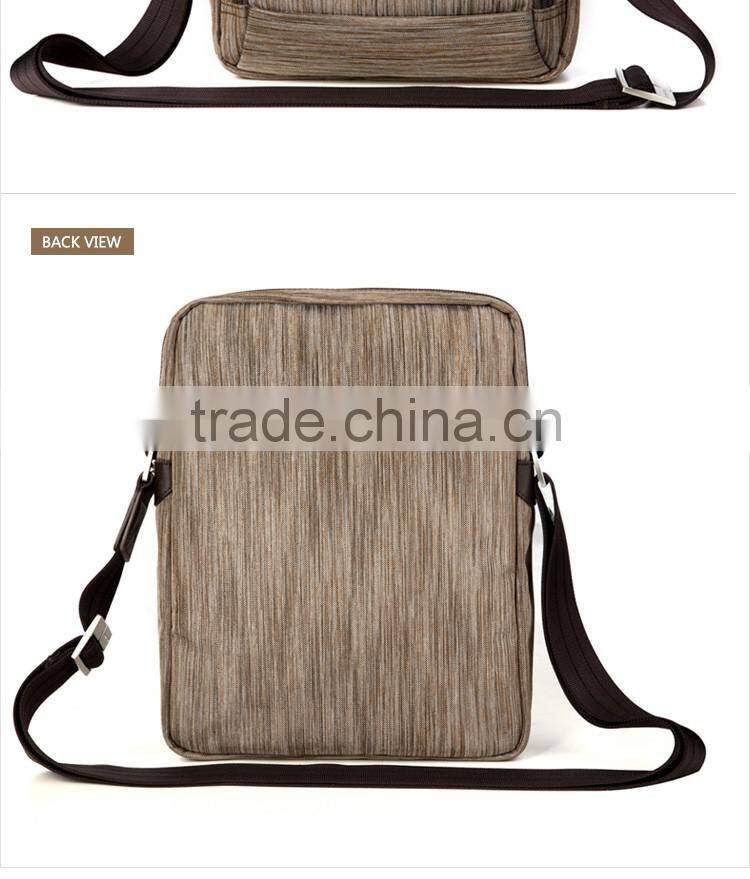 Fashionable 600D messenger bag for men with ipad compartment
