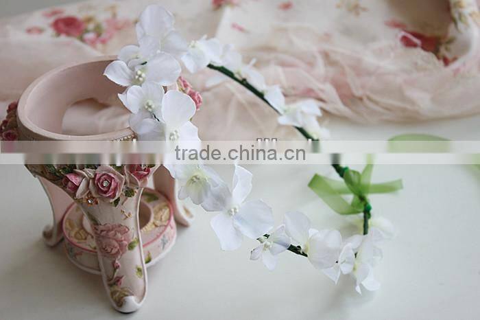 White Flower Head Wreath Garland For Wedding Prom Party And Christmas Decoration
