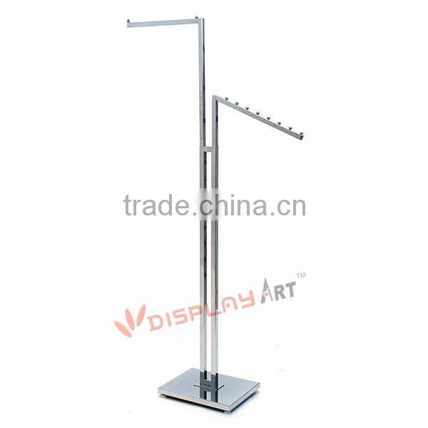 Metal floor rack for garment display