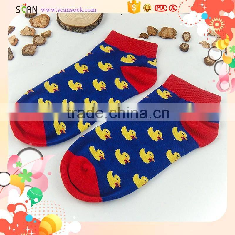New design red blue sock with baby duck