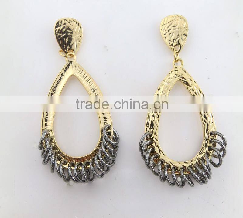 2015 hot selling OEM beautiful fancy earring for party girls