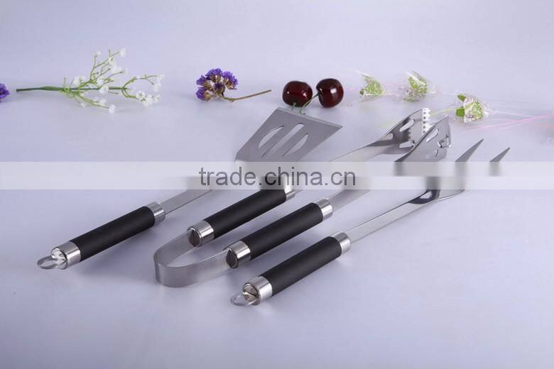 3 Piece BBQ Tools Set - Heavy Duty Professional Grade 3 Pc Barbecue Tool Set Including Grilling Spatula, Tongs, and Fork