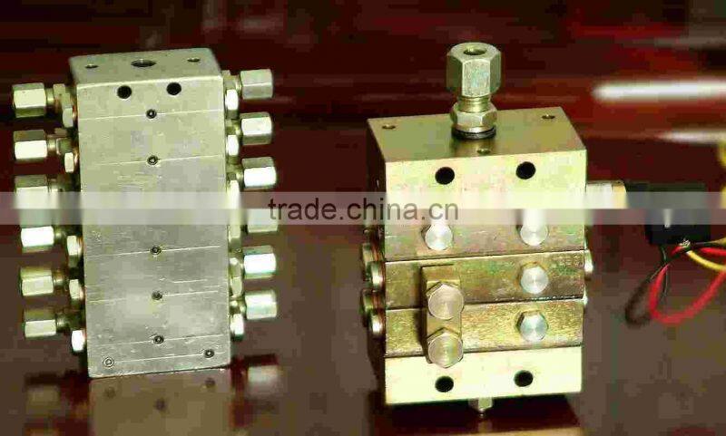 grease injector machine tool coolant pumps