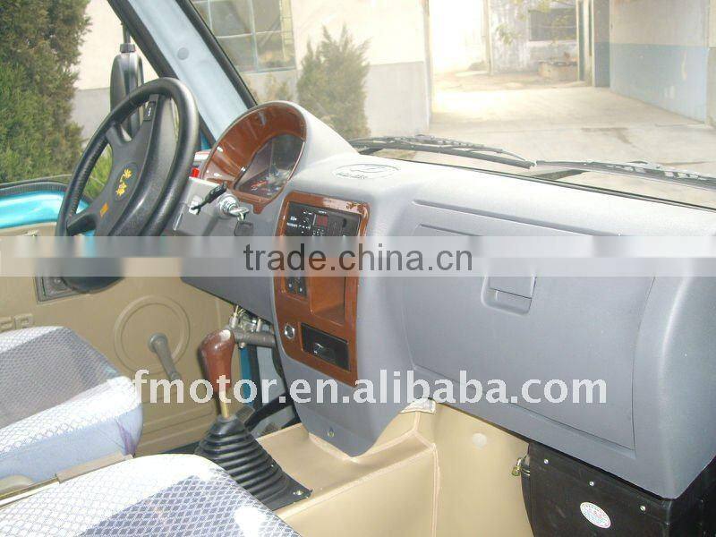 1000cc cargo tricycle with cabin