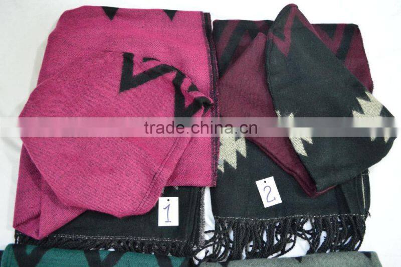 2017 winter the latest knitted acrylic lady new stole with cap