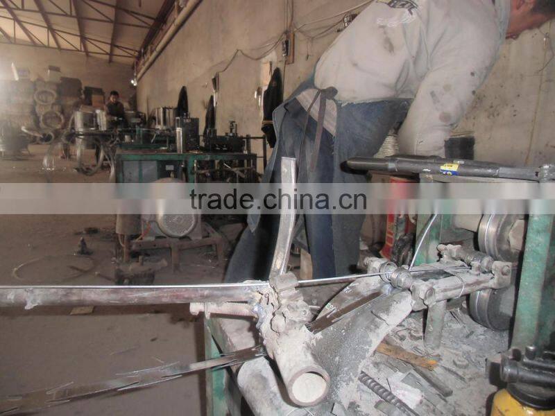 hot sale CBT-65 razor blade wire for fencing with ISO 9001 system