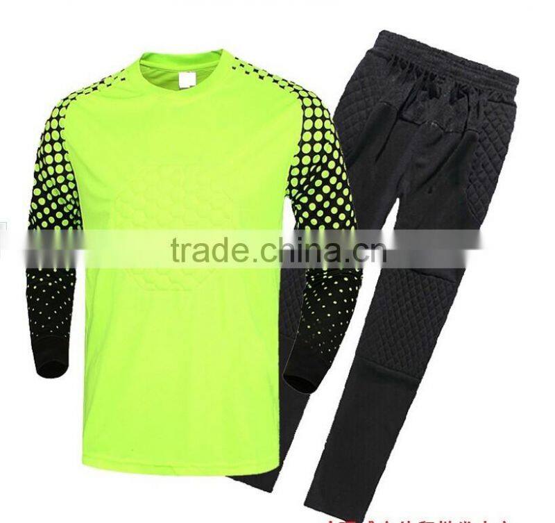 2016 newest design sublimated professional goalkeeper uniforms