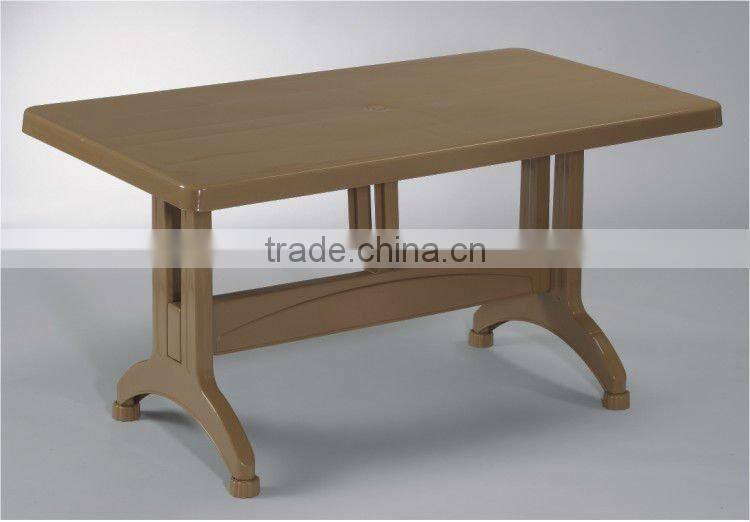 stackable plastic table