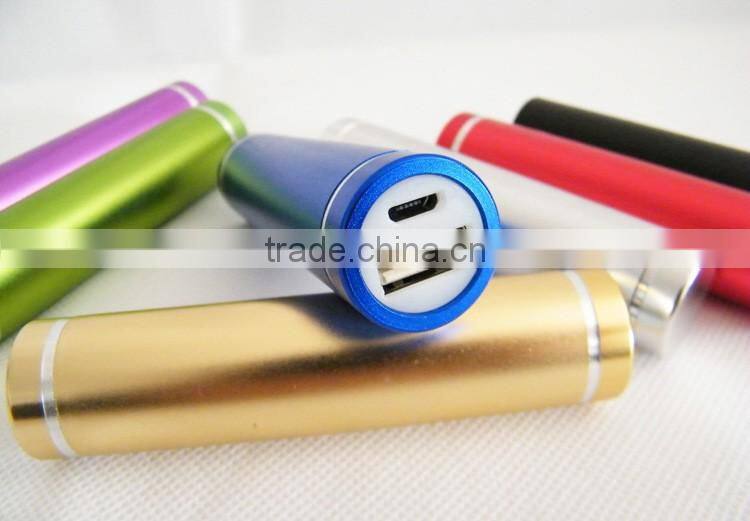 Round shape strong led torch light portable power bank 2000mah mobile custom Fast charge power bank 2600mah with CE FCC ROHS