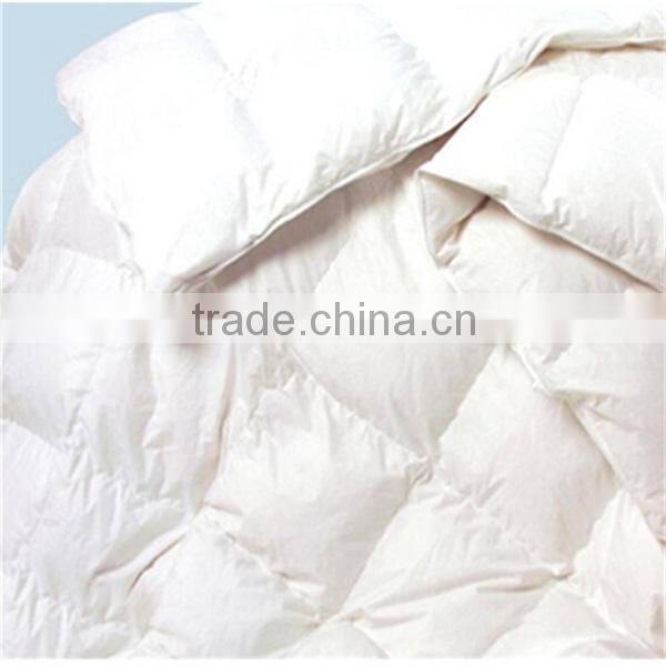 high quality high threads Goose Down Comforter, with white cotton shell