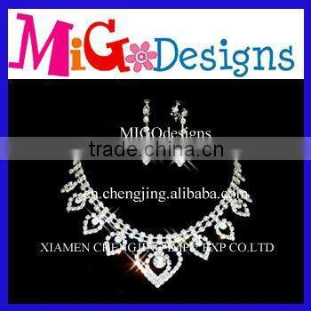 Wholesale Min Order Fashion Full Crystal White Gold Plated Necklace Earrings Luxury Bridal Jewelry