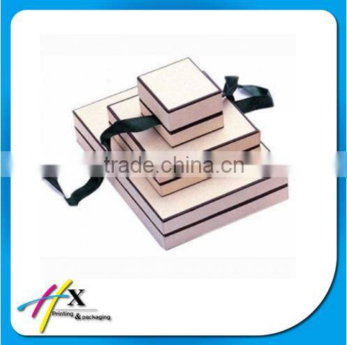 Luxury paper packaging box for men t-shirt