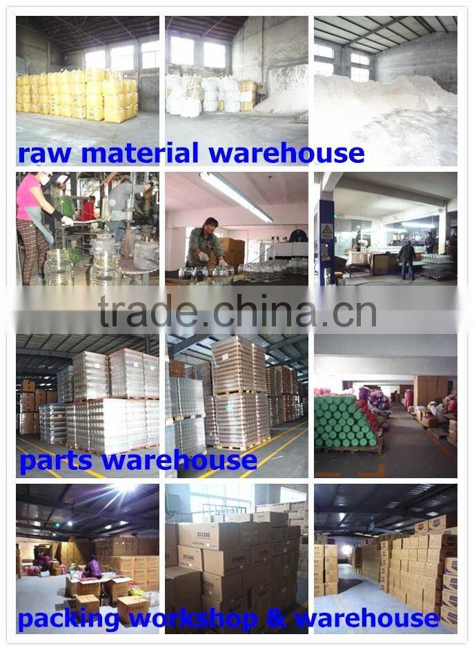 glass spice jar with wooden lid and spoon