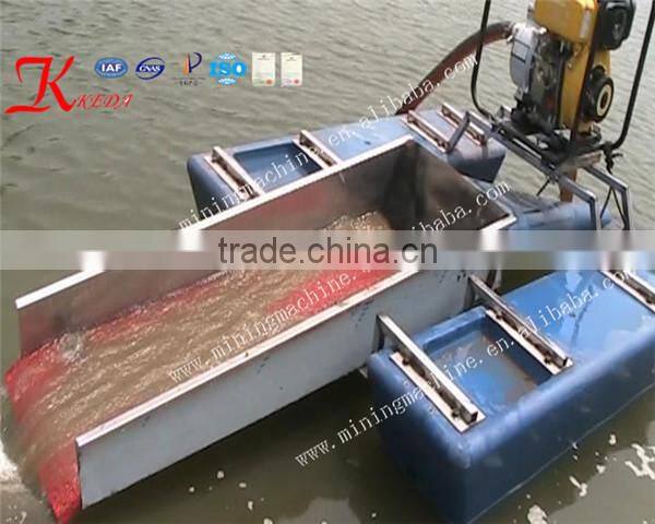 mini type gold mining machine in river