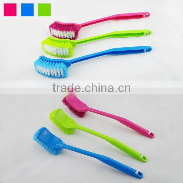 Colored brushes for floor cleaning