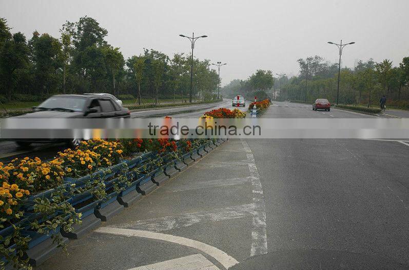 decorative vertical green wall planters