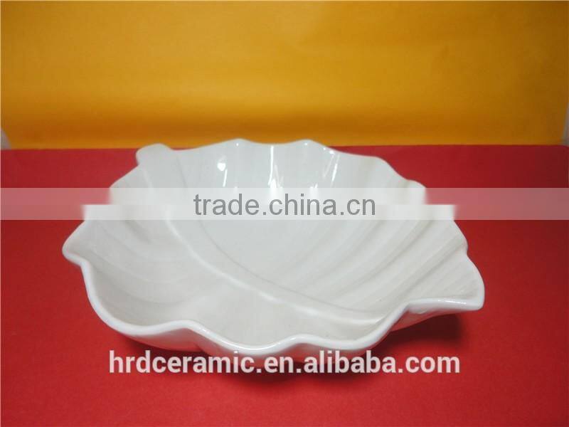 High quality star hotel white ceramic large sized leaf shaped fruit dish