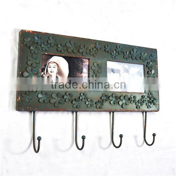 13A687NU Decorative and practical metal wall hanging photo frames with hooks