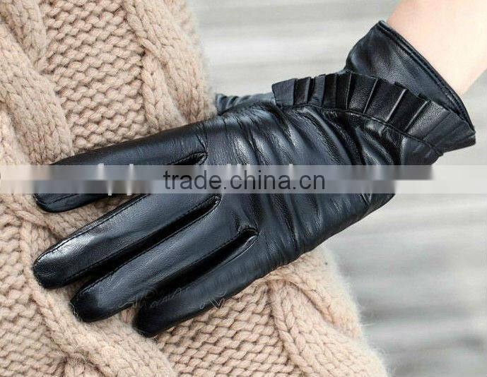 2016 fashion tight sheep leather gloves with bow design