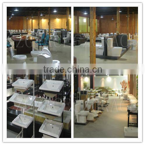 GC2004 Hot Sale One Piece Ceramic White Wall Mounted Toilet Made in China New Design