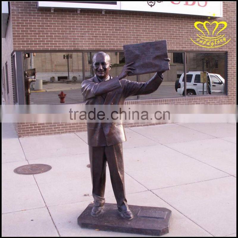 The outdoor garden decoration Figure Sculpture Park Square bronze sculpture