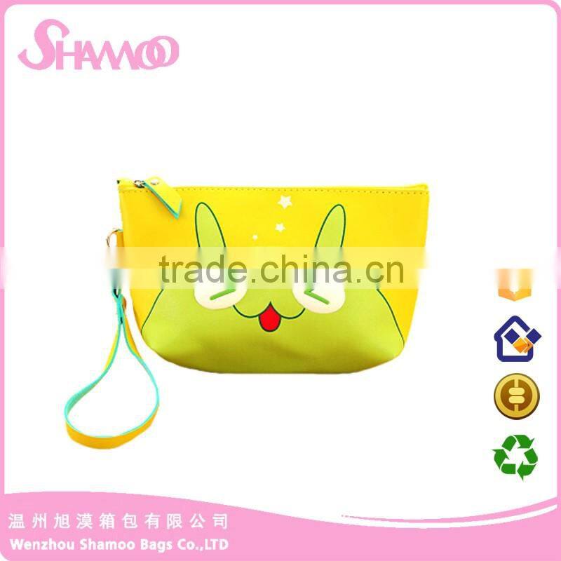 cheap and pu cosmetic bag with customised print