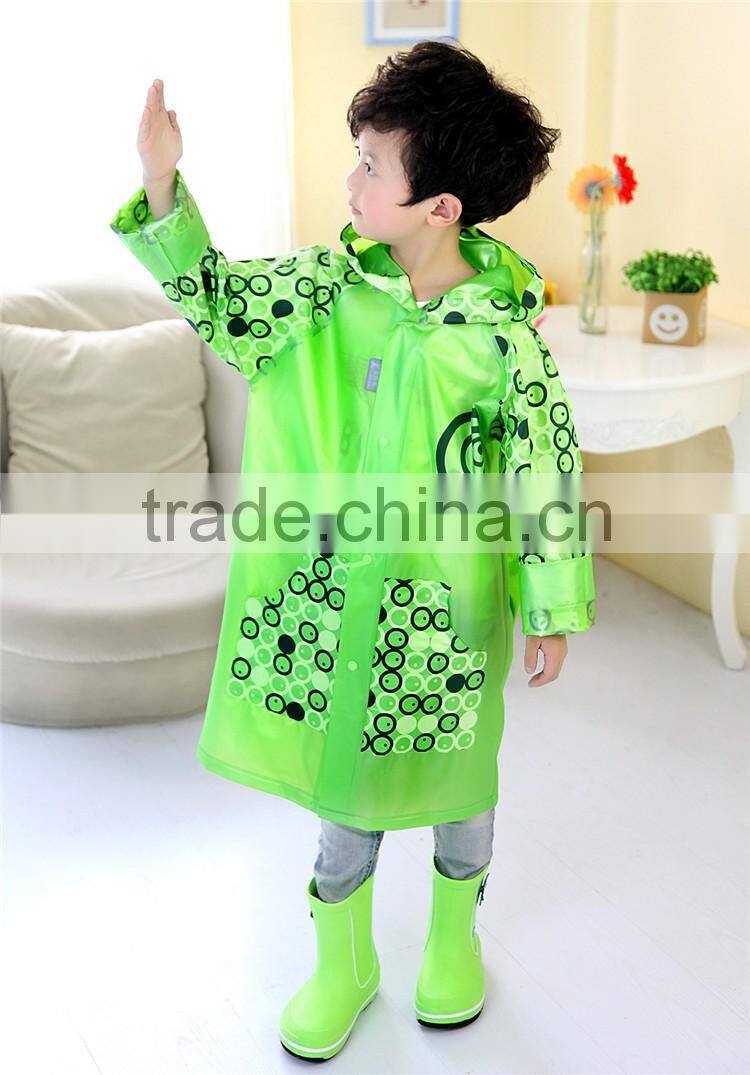2016 new design best selling kids wear green Background disposable rain poncho with Poka Dot