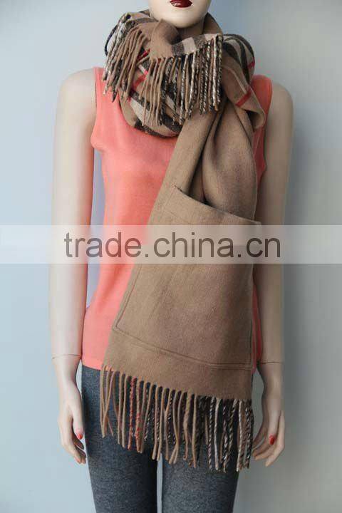 100%wool scarf