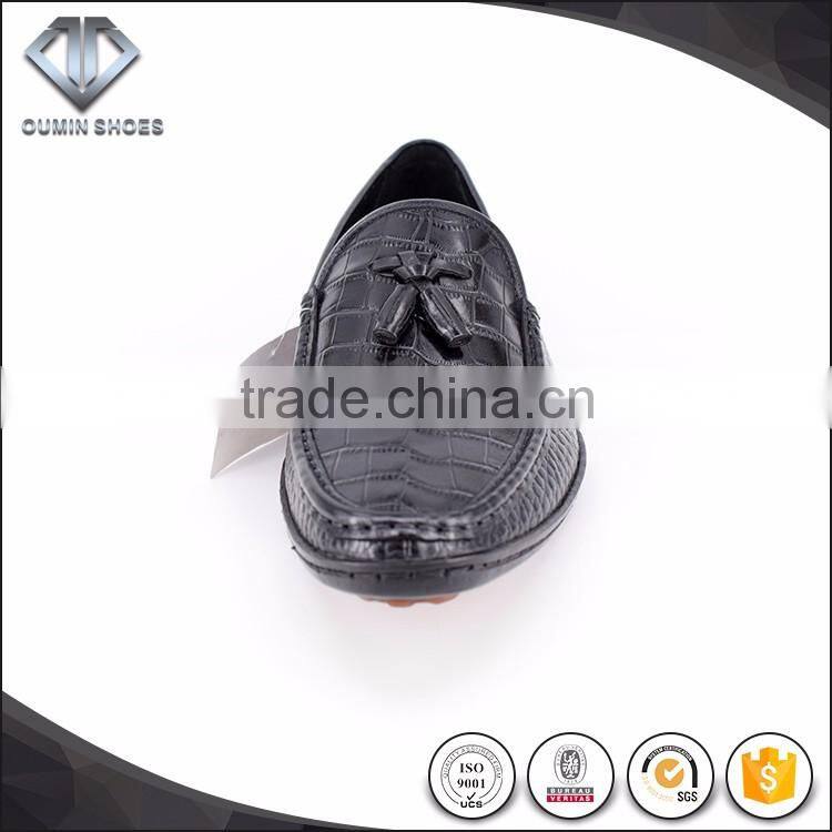 Goodyear driving shoes Injection molding high level genuine leather men shoes The crocodile grain black color