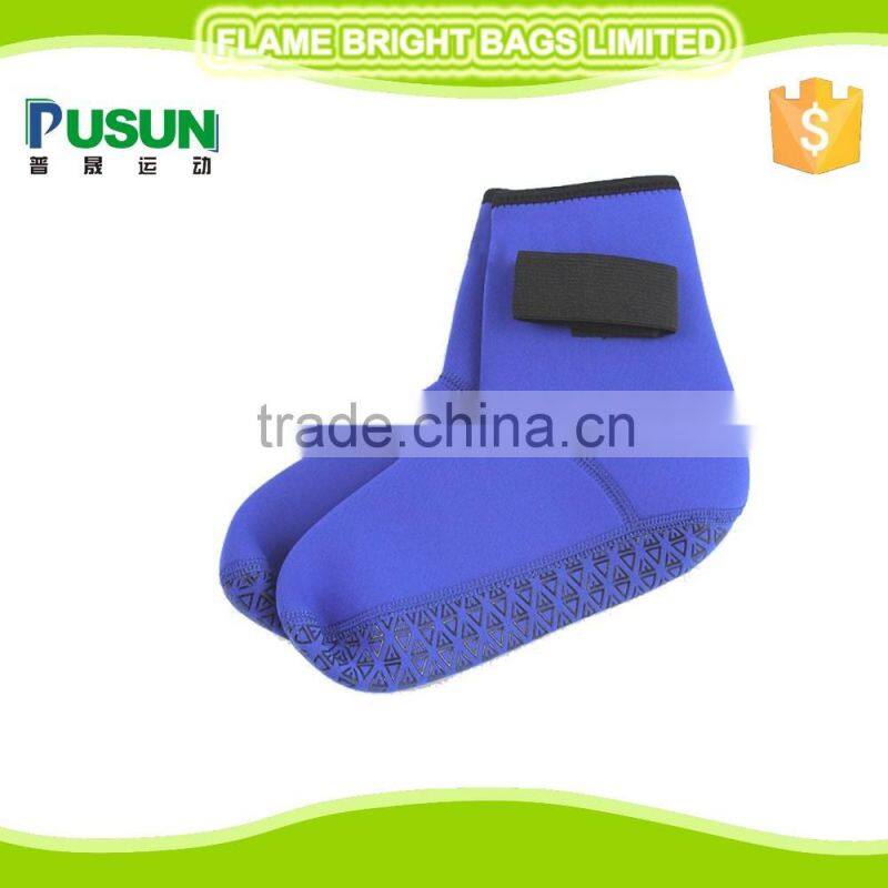 Beach baby anti-slip neoprene waterproof socks