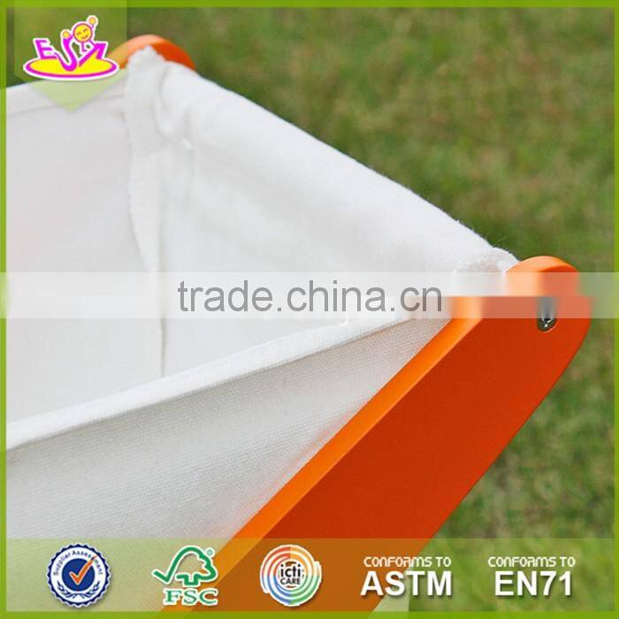 2017 Wholesale wooden baby activity center preschool wooden baby activity center W16E072