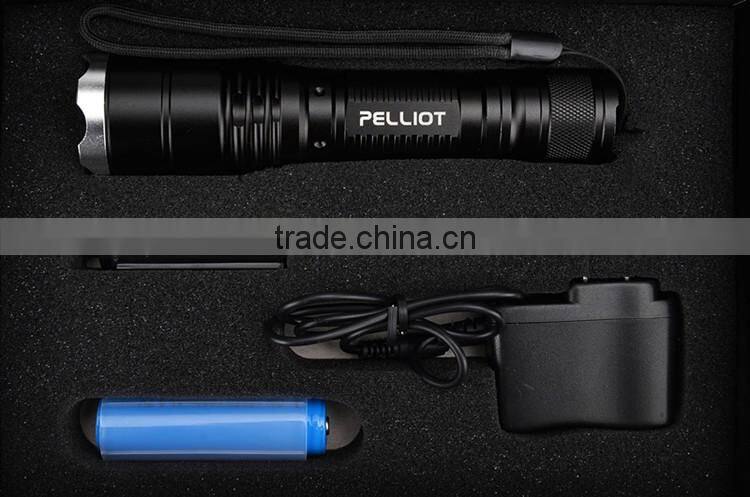 Zoomable Multifunctional Long Lasting Time Tactical Flashlight With Five Stalls