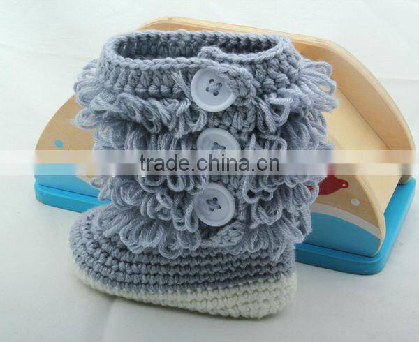 Alibaba china cheap price hand knitted baby booties