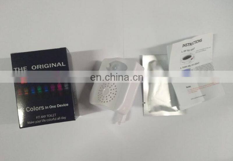 3AAA battery operated led night light with light sensor