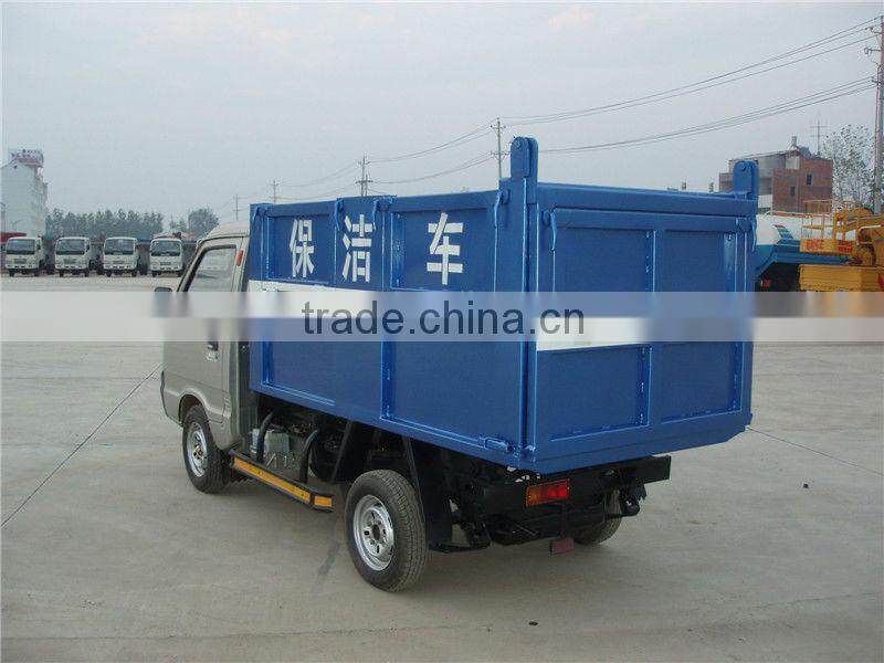 DongFeng Gasoline Rubbish Collector Truck