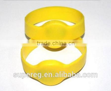 Silicone EM4100 Waterproof Proximity Smart Card Watch Type 125Khz RFID Wristband Bracelet for Access Control