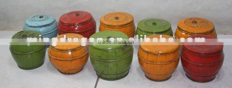Chinese antique colorful storage box