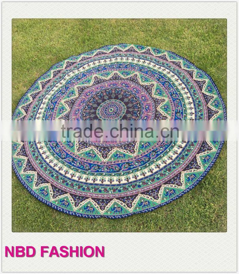 Latest Design Totem Round Beach Scarves Picnic Mat