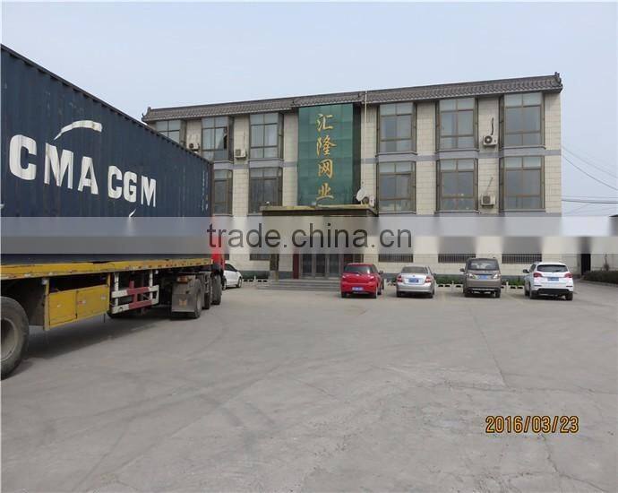 ( iso9001 factory,SGS)best quality galvanized barbed wire coil for fence