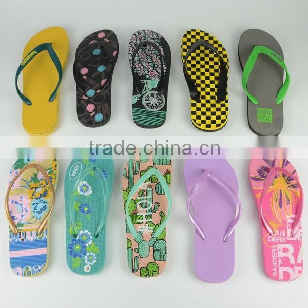 Slippers for men and women