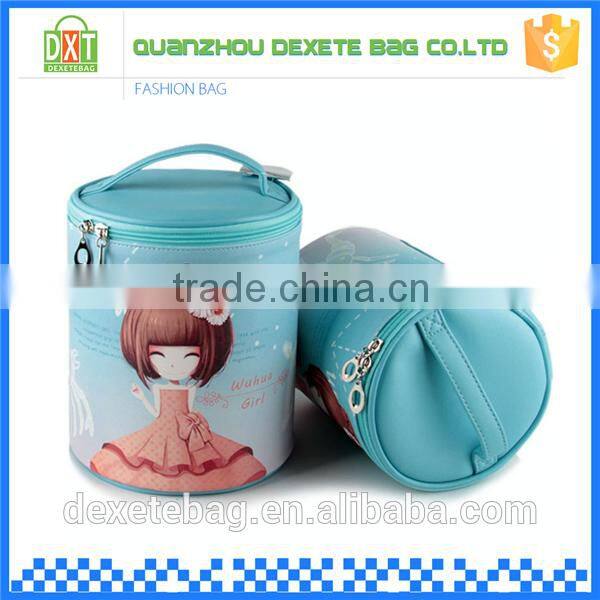 High quality barrel shaped polyester waterproof travelling washing bag