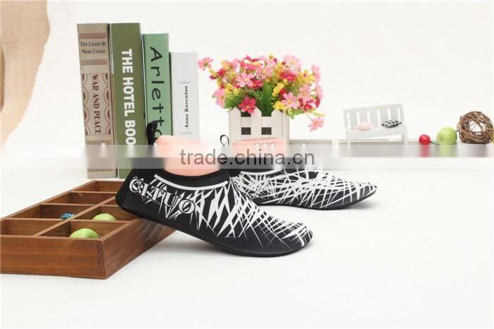 Soft skin shoes / Anti-slip casual shoes / Thermal Plastic Rubber sole
